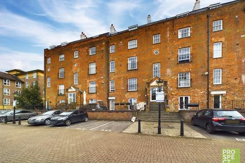 2 bedroom maisonette for sale, Albion Terrace, London Road, Reading, Berkshire, RG1