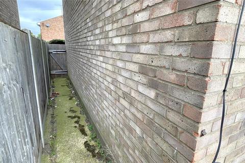 13 Clyde, East Tilbury, Tilbury, RM18 8RY