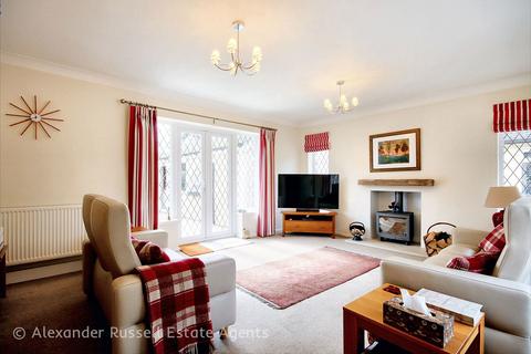 28 Alpha Road, Birchington, CT7 9EQ