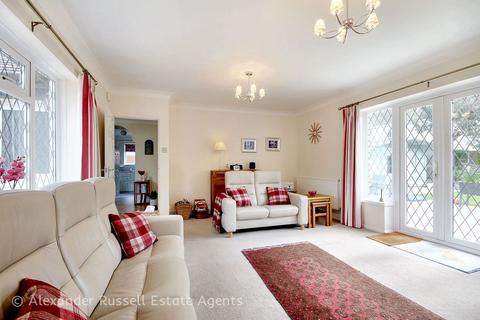 28 Alpha Road, Birchington, CT7 9EQ
