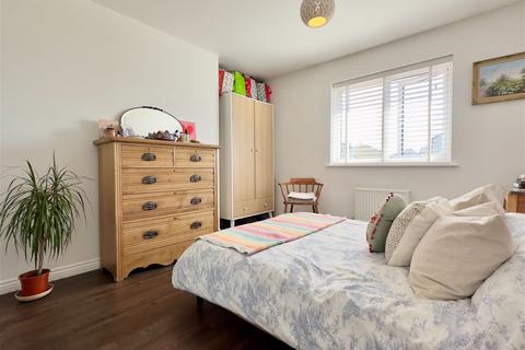 1 Lang Drive, Wadebridge, PL27 6FP