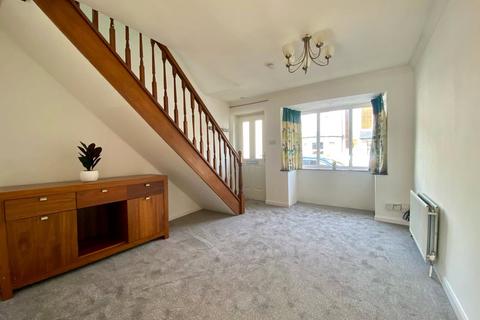 2 bedroom terraced house to rent, Burnham Road, St. Albans, Hertfordshire, AL1
