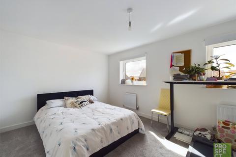32 Bolton Drive, Shinfield, Reading, RG2 9RD