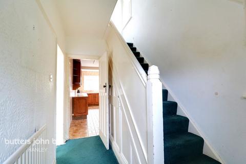 3 bedroom semi-detached house for sale, Spragg House Lane, Stoke-On-Trent ST6 8DU