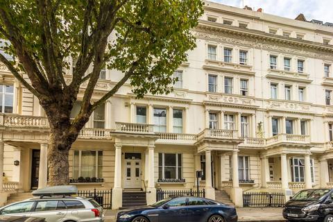 2 bedroom maisonette to rent, Inverness Terrace, Bayswater, London, W2