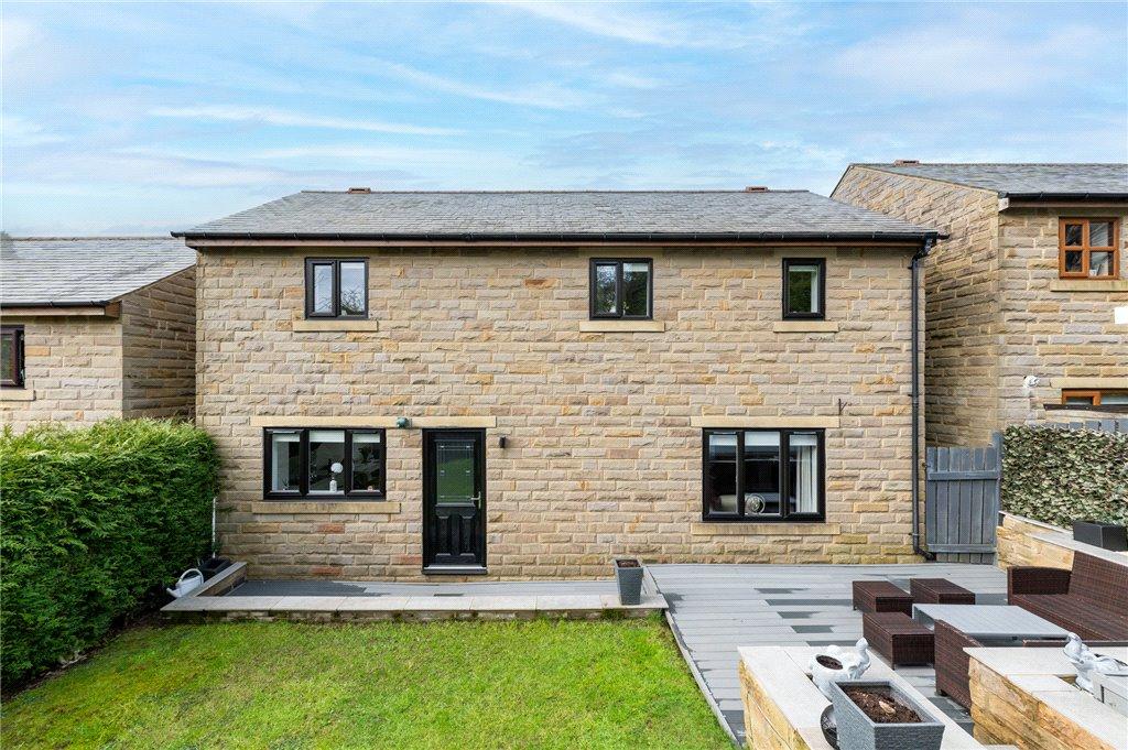 Lingfield Road, Wilsden, Bradford... 4 bed detached house for sale £350,000