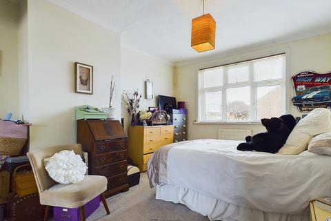 2 bedroom apartment for sale, Stride Avenue, Portsmouth, PO3