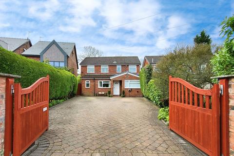 4 bedroom detached house for sale - Brook Avenue, Timperley, Altrincham, WA15