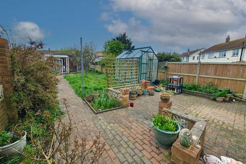 3 bedroom terraced house for sale, Canute Road, Deal CT14