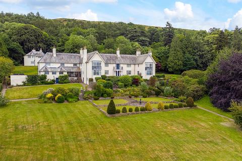 8 bedroom country house for sale, Jubilee Drive Malvern, Worcestershire, WR13 6DW
