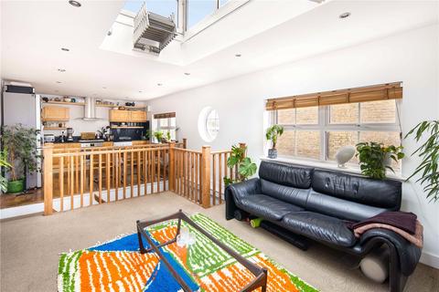 1 Rowe Lane, London, E9 6EL