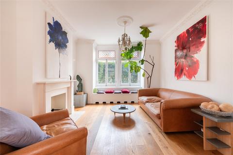 22 Constantine Road, London, NW3 2NG
