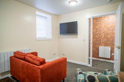 1 bedroom flat for sale, Springwell Place, Stewarton