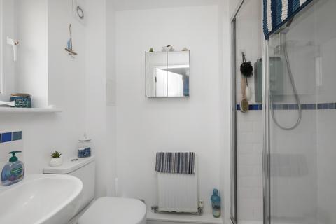 Flat 1, 6 Flaxmill Place, Edinburgh, EH6 5QU