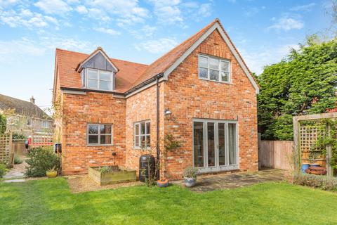 4 bedroom detached house for sale, Pigeon House Lane Freeland, Oxfordshire, OX29 8AG