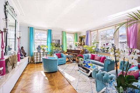 2 bedroom flat for sale, Brunswick Gardens, Kensington, London