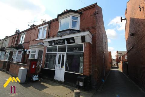 3 bedroom end of terrace house for sale, Royston Avenue, Doncaster DN5