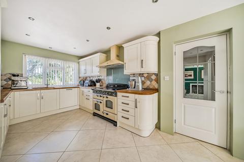 4 bedroom detached house for sale, Upton Lane, Nursling, Southampton, Hampshire, SO16