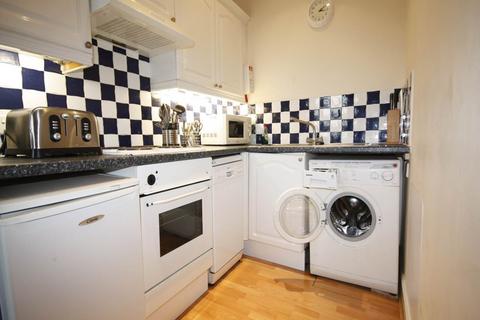 1 bedroom flat to rent, Morrison Street, Haymarket, Edinburgh, EH3