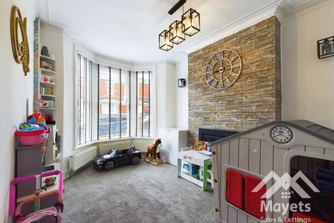 379 Audley Range, Blackburn, BB1 1UD