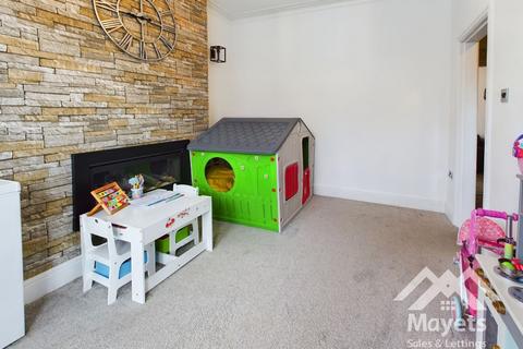 379 Audley Range, Blackburn, BB1 1UD