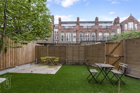 2 bedroom apartment to rent, Cable Street, London, E1