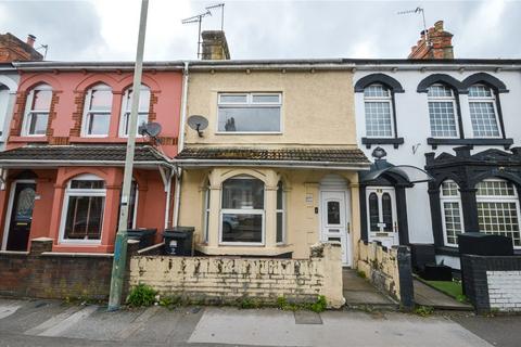 3 bedroom terraced house to rent, Curtis Street, Town Centre, Swindon, SN1