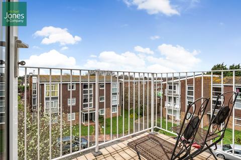 2 bedroom flat to rent, Dorchester Gardens, Grand Avenue, Worthing, West Sussex, BN11