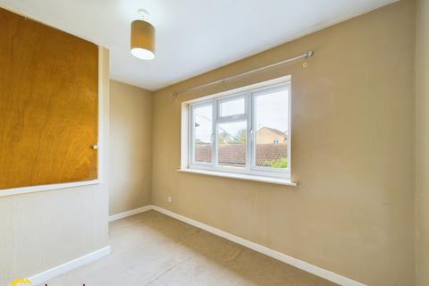 2 bedroom terraced house to rent, Sussex Drive , Banbury OX16