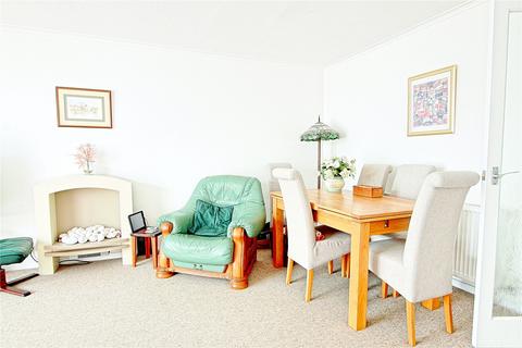 2 bedroom bungalow for sale, White Horses Way, Littlehampton, West Sussex, BN17