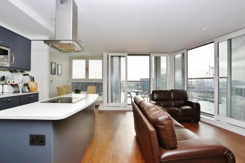 1 bedroom apartment to rent, , Western Gateway, London, E16