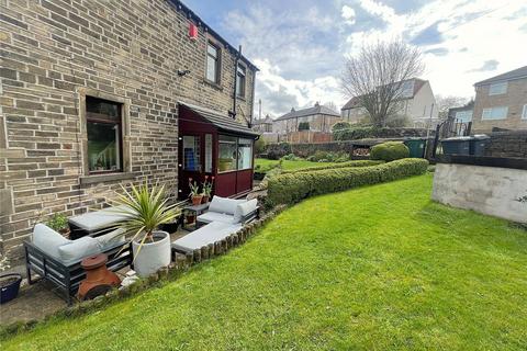 19 Beechwood Drive, Bradford, BD6 3AG