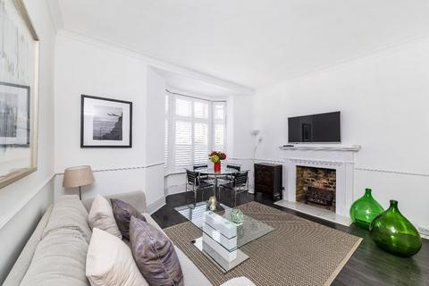 3 bedroom apartment to rent, Edith Grove, SW10