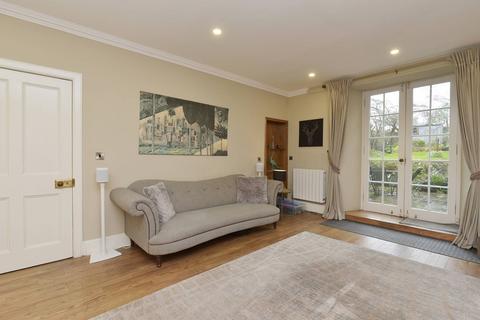 2 bedroom flat for sale, 9A Bellevue Terrace, New Town, Edinburgh, EH7 4DT