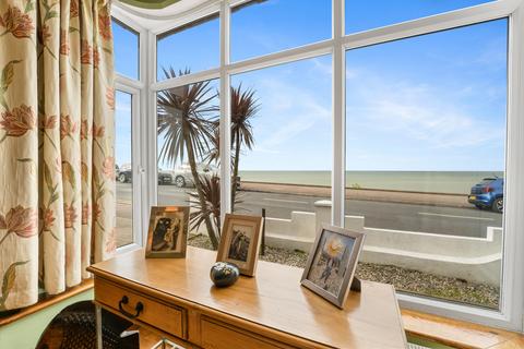 4 bedroom semi-detached house for sale, Western Esplanade, Herne Bay, CT6 8RP