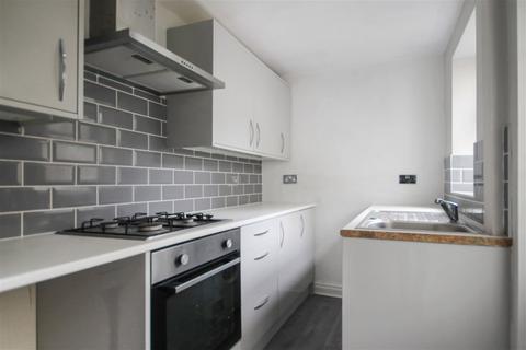 2 bedroom terraced house to rent, Percival Lane, Runcorn, WA7 4UY