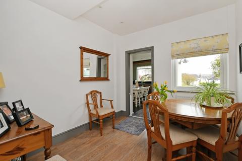 49 Crawshaw Grove, Sheffield, S8 7EA