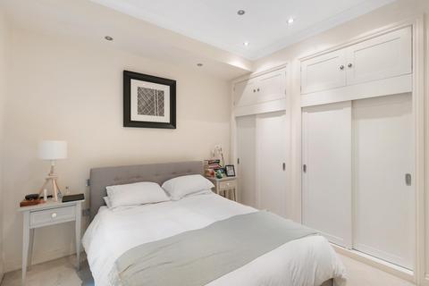 2 bedroom flat for sale, Gironde Road, London, SW6