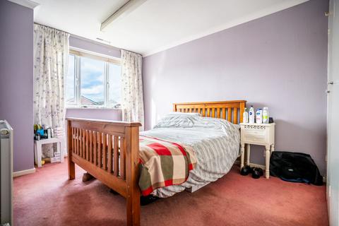 28 Wedgwood Way, London, SE19 3ES