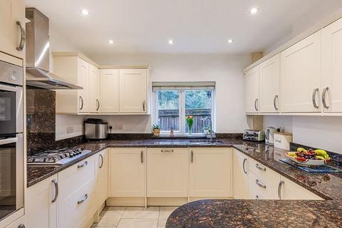 3 bedroom detached house for sale, East Hill, Oxted RH8