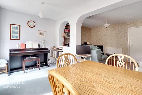 3 bedroom semi-detached house for sale, Old Forge Way, Cambridge