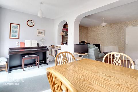 49 Old Forge Way, Sawston, Cambridge, CB22 3BZ