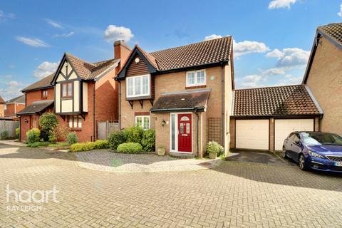 3 bedroom link detached house for sale - Downhall Park Way, Rayleigh