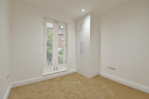 2 bedroom flat to rent - Russell Road, West Hendon, London, NW9