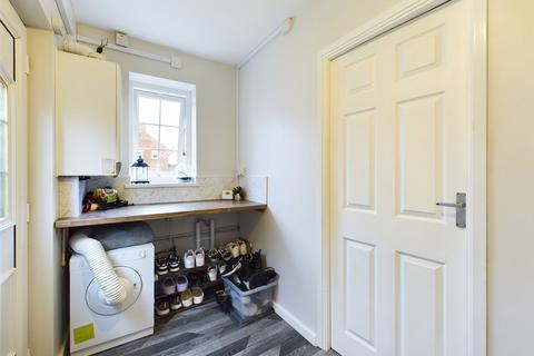 8 Peel Hill Road, Thorne, Doncaster, DN8 5LT