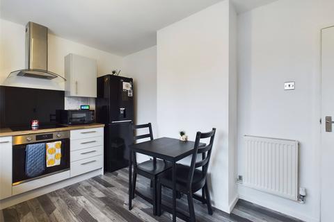 8 Peel Hill Road, Thorne, Doncaster, DN8 5LT