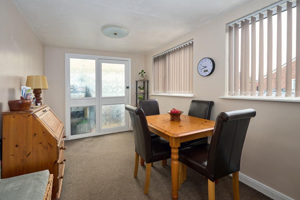 Doune Way, Harleston IP20 3 bed detached bungalow for sale £285,000