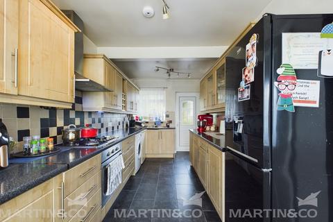 12 Lincoln Road, Doncaster, DN2 4HA