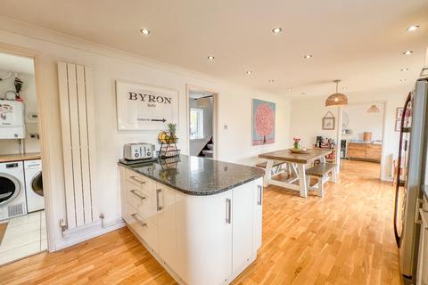 29 Buckingham Road, Hockley, SS5 4UX