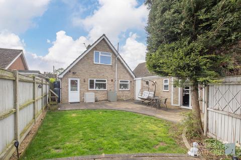 2 bedroom chalet for sale, Kennedy Close, Easton